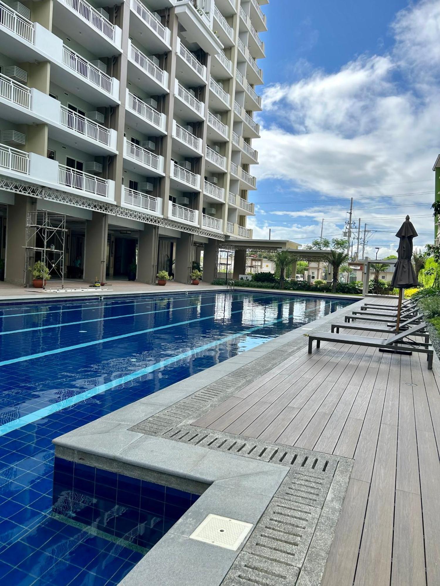 The Atherton Paranaque City ภายนอก รูปภาพ