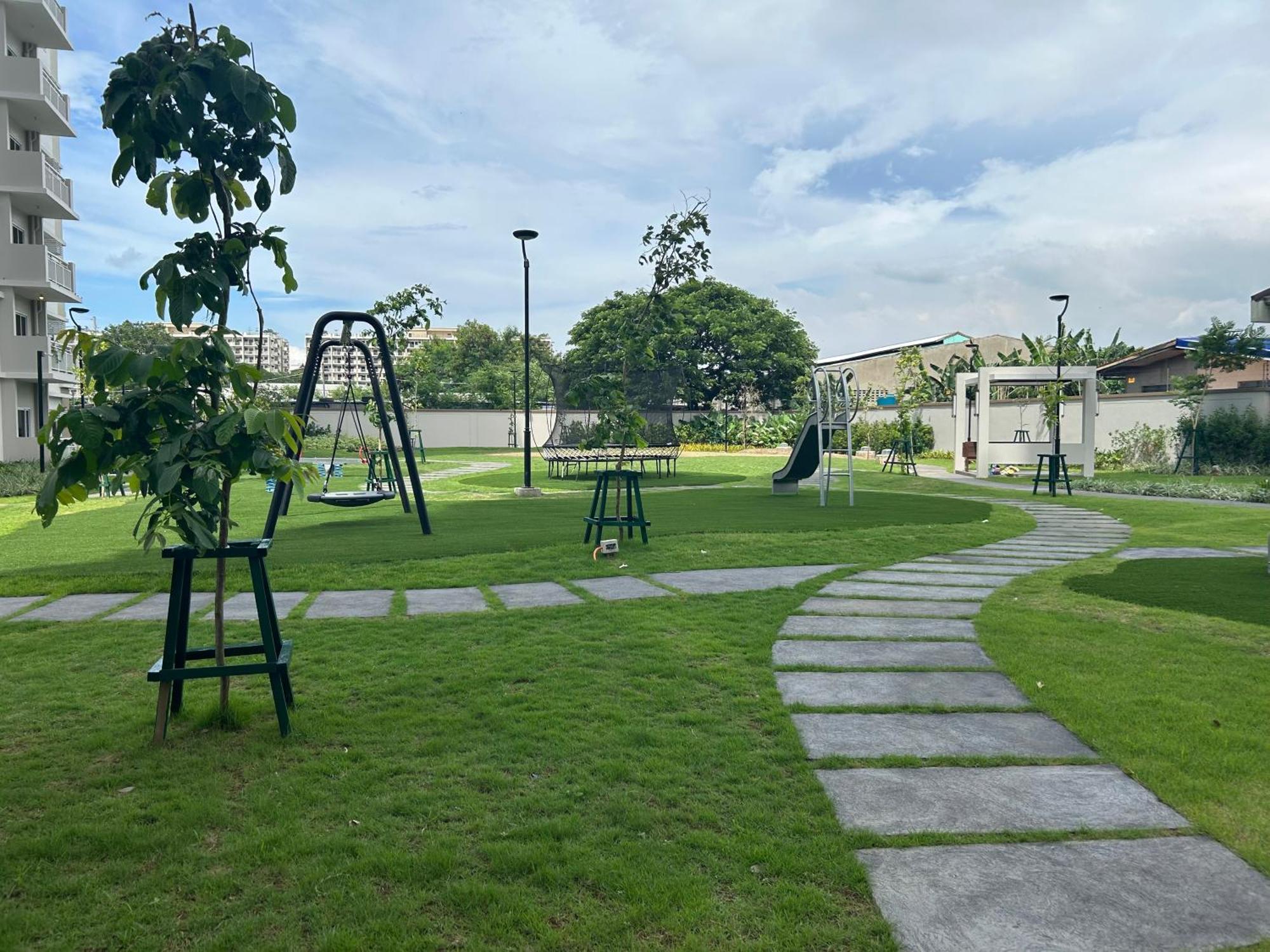 The Atherton Paranaque City ภายนอก รูปภาพ